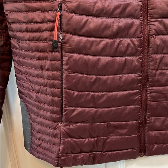 Eddie Bauer First Ascent Goose Down Full Zip Closure Jacket - Size Medium Tall - Picture 8 of 16